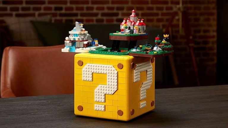 The Lego Mario ? Block is filled with Easter Eggs
