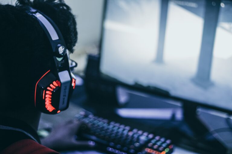 Cybersecurity Threats in the E-sports Industry