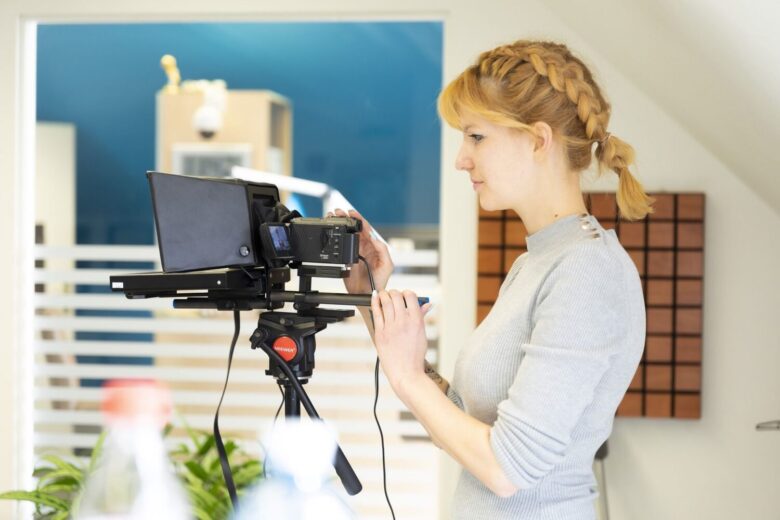 5 Best Teleprompter For Home Use 2024